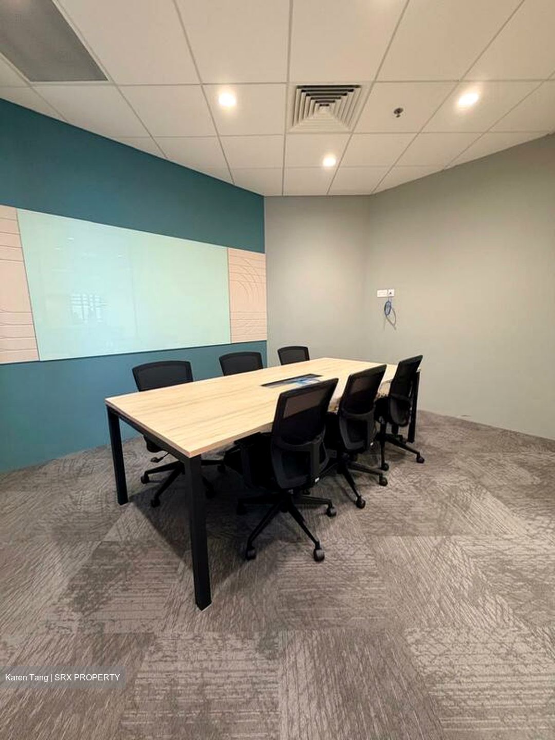 PLUS (D1), Office #502813521